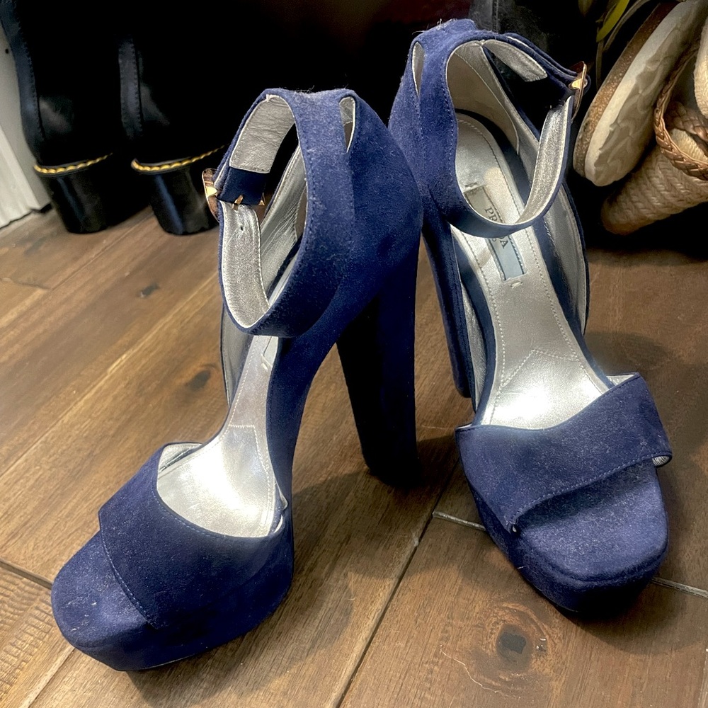 Prada HighHIGH heel royal blue
